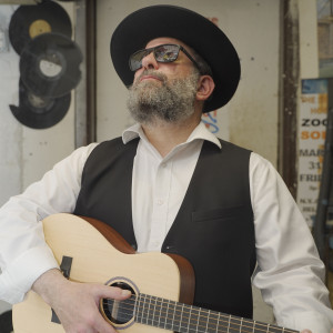 Gedalya Folk Rock Rabbi - Singing Guitarist in Monsey, New York