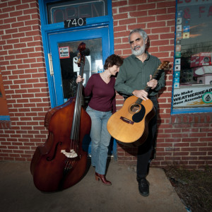 Gene and Gayla Mills - Folk Band / Bluegrass Band in Charlottesville, Virginia