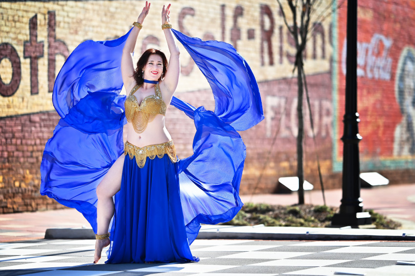Gallery photo 1 of Genevieve Raqs Belly Dance