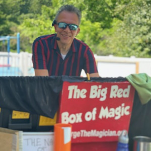 George The Magician - Children’s Party Magician / Puppet Show in Trenton, New Jersey