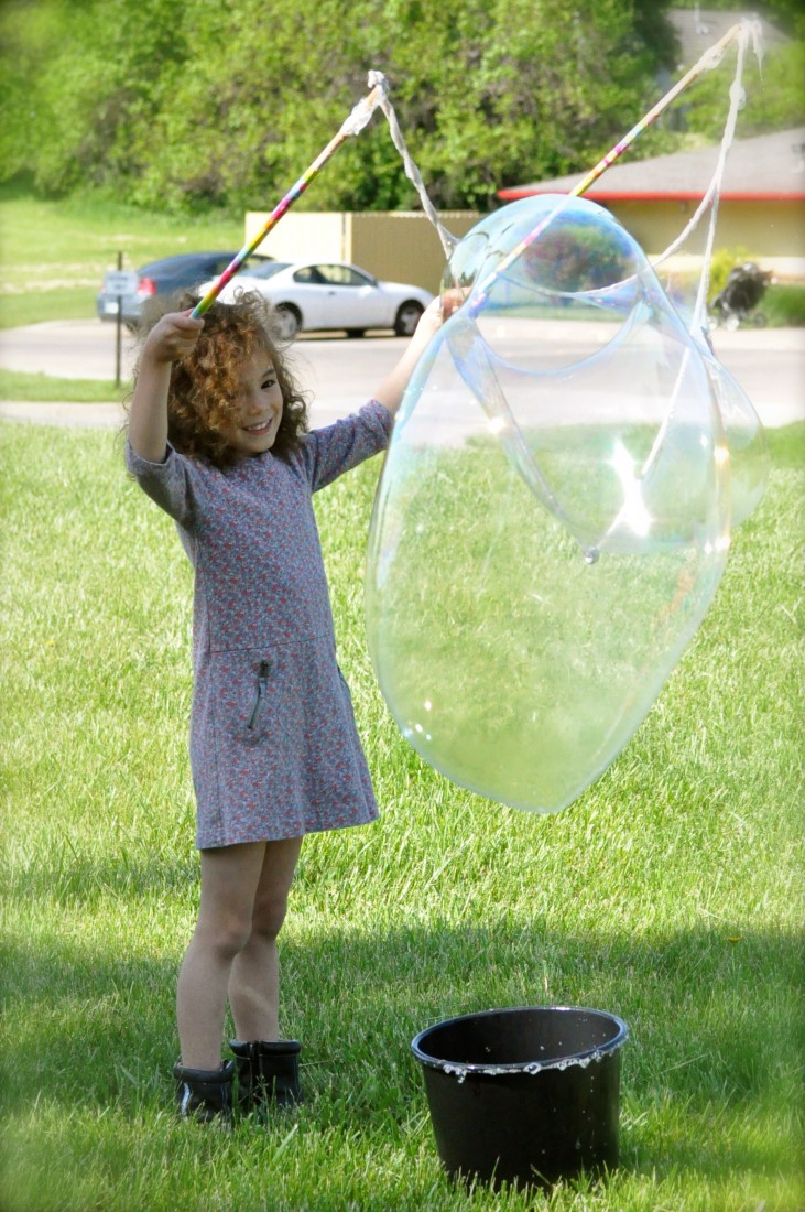 Gallery photo 1 of Giant Bubbles