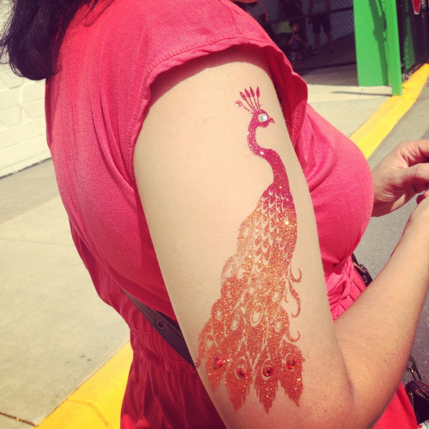Hire Glitter Ink Body Art Temporary Tattoo Artist in Minneapolis
