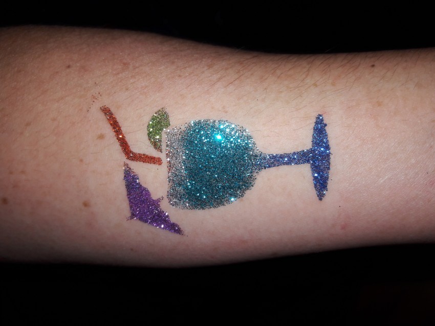 Hire Glitter tattoos Temporary Tattoo Artist in San Diego, California