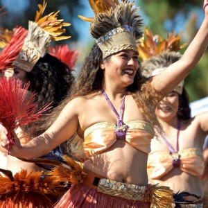 Glory of Paradise - Hula Dancer in La Mirada, California