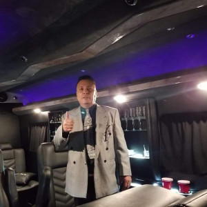 Gold Class Limo & Party Bus Services