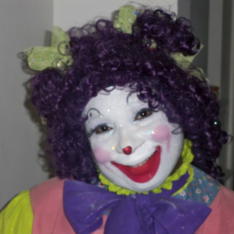 Hire Gracie the Clown and Balloon Artistry - Face Painter in Detroit ...