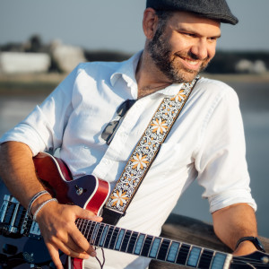 Greg Luzitano - Singing Guitarist / Wedding Musicians in Wakefield, Massachusetts