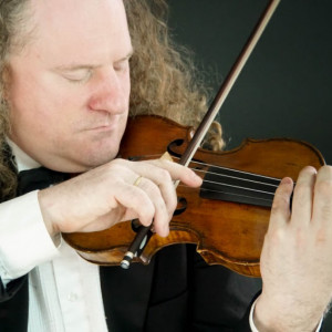 Gregor Kitzis Violin and Musical Saw - Violinist / String Trio in New York City, New York