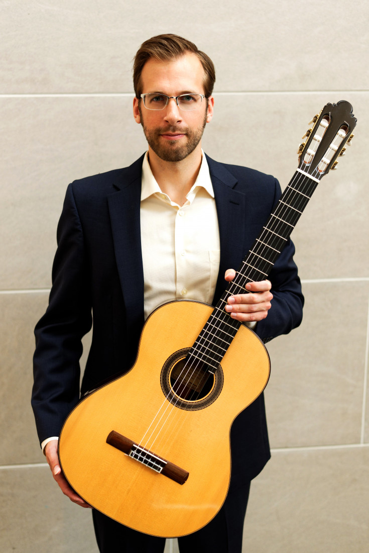 Hire Guitar for Weddings and Events Classical Guitarist in Geneva