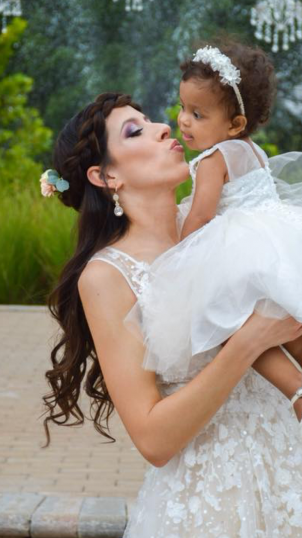 Hire Hair by Jasmine Hair Stylist in Urbana, Illinois