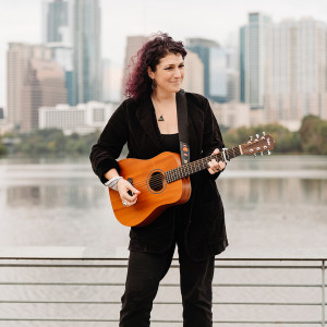 Hanna Barakat - Singing Guitarist in Austin, Texas