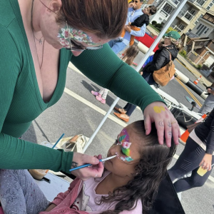 Happy Daisy Face Painting - Face Painter / Outdoor Party Entertainment in Mays Landing, New Jersey
