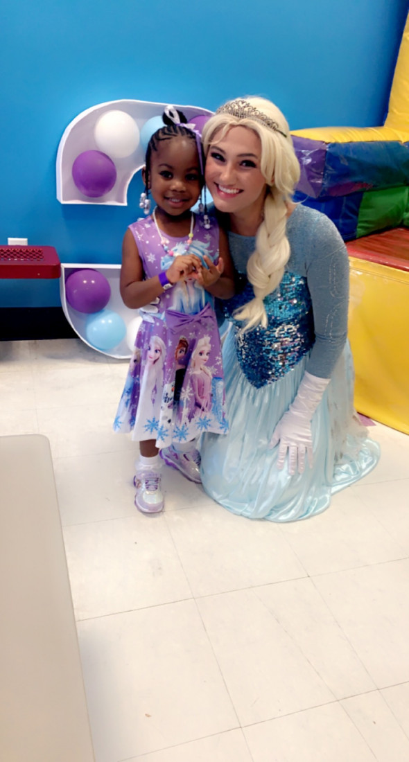 Hire Family Entertainment Face Painting, Magic, Balloons, and Petting