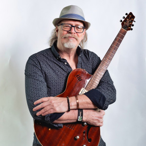 Neil Speers - Singing Guitarist in Calgary, Alberta