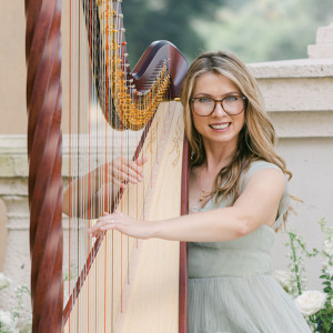 Harpist Karina