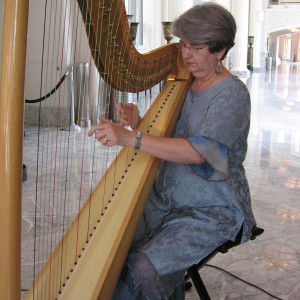 Harpist Susan Koskelin