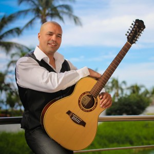 Havy Rodriguez the Latin Entertainer - One Man Band / Mandolin Player in Naples, Florida