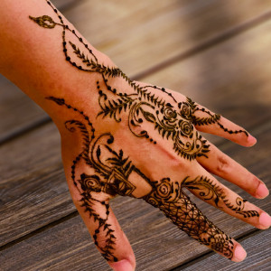 Henna Art by Tamanna