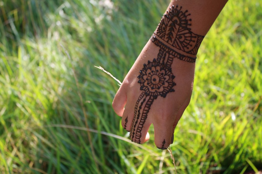 Gallery photo 1 of Henna Art