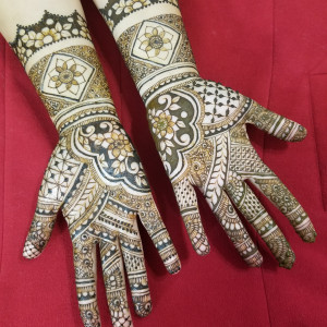 Arva Henna Artist - Henna Tattoo Artist / Middle Eastern Entertainment in Philadelphia, Pennsylvania