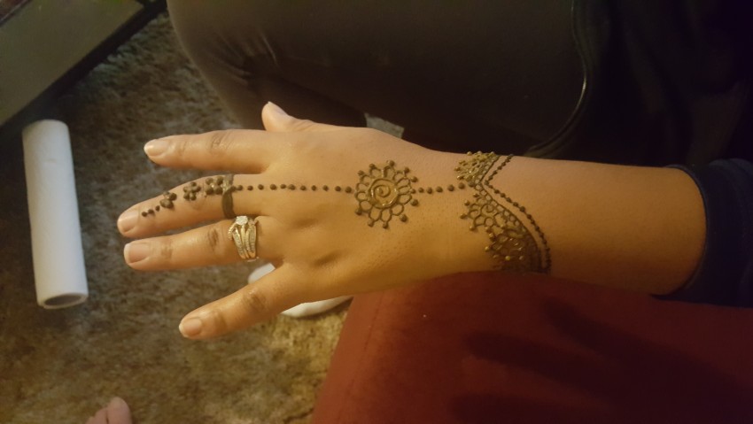 Hire Henna by Nadia Henna Tattoo Artist in