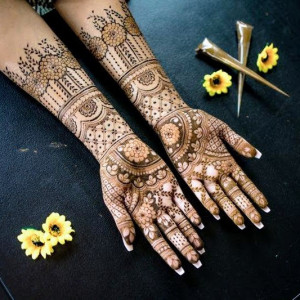Henna Hands by Aarti - Henna Tattoo Artist in Marlton, New Jersey