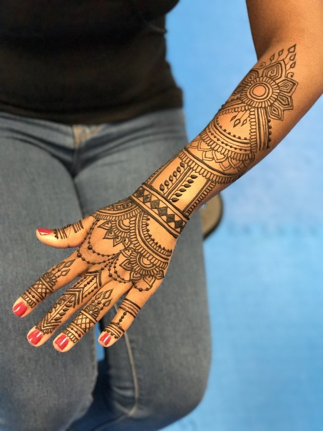 Hire Henna Sooq Henna Tattoo Artist in Baltimore, Maryland