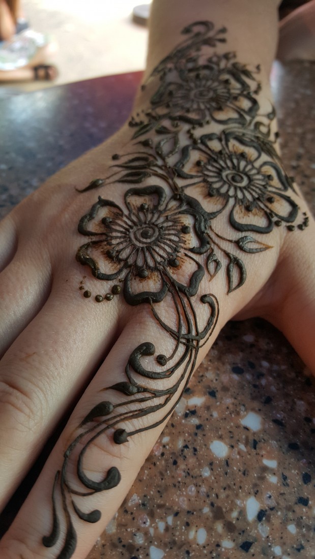 Gallery photo 1 of Henna Tattoos
