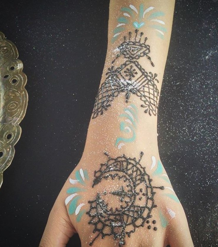 Hire HennaBabes Face Painting & Henna Face Painter in Sacramento