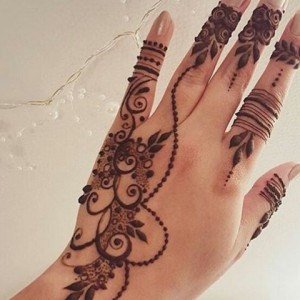 Hennamoods reviving the art of henna