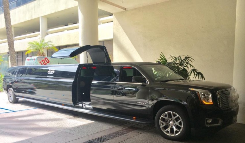 Hire Hollywood Playnight Limousine - Limo Service Company in Los
