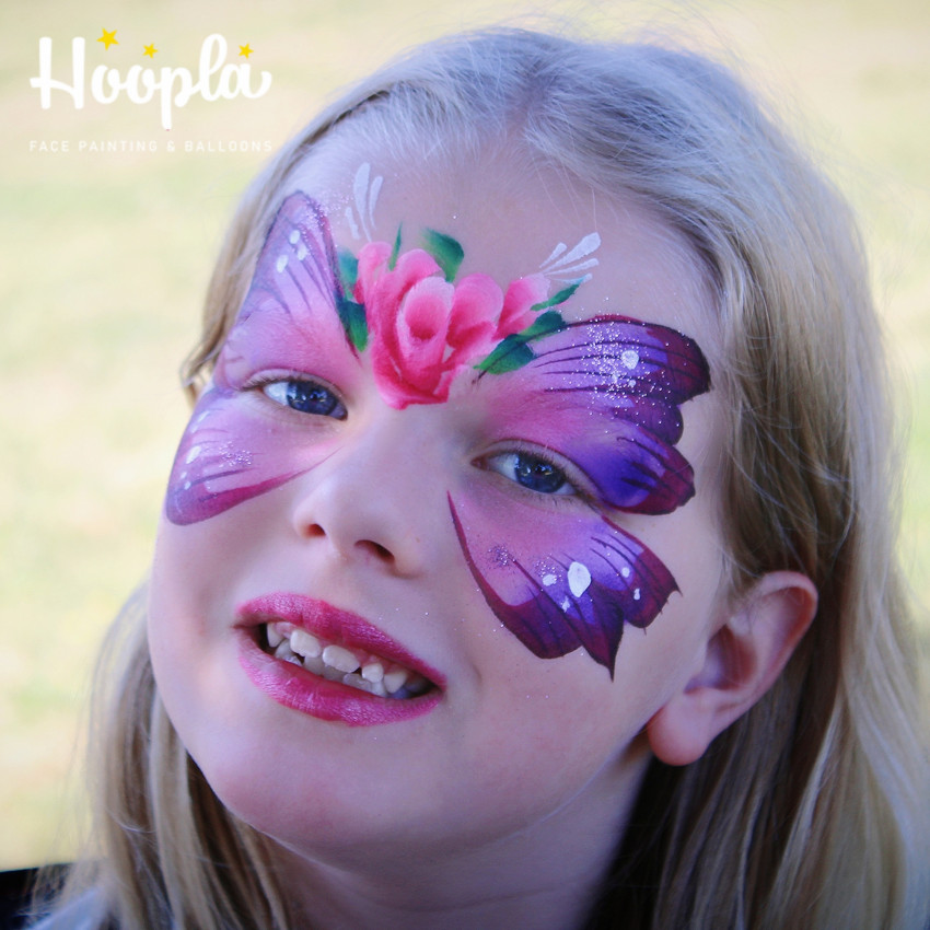 Gallery photo 1 of Hoopla Face Painting