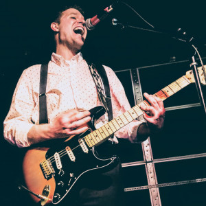 Hunter Moss - Singing Guitarist in Charleston, South Carolina