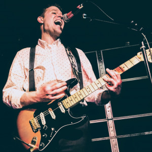 Hunter Moss - Singing Guitarist / Wedding Musicians in Charleston, South Carolina