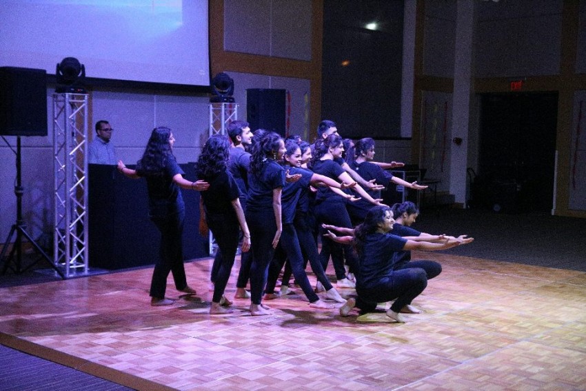 Hire Indian Dance Instructor/Choreographer Choreographer in Edison