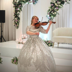 Iryna Nijem - Violinist / Wedding Entertainment in Calgary, Alberta