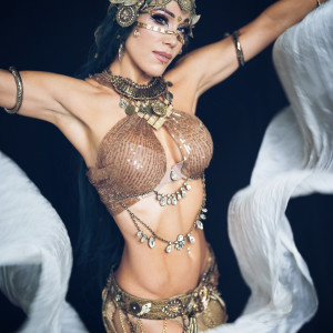Ishani Ishaya - Fire Dancer / Burlesque Entertainment in Portland, Oregon