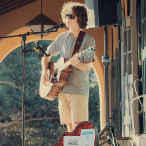Jake Lyons Music - Singing Guitarist in Coronado, California