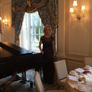 Janice Nikitin Stravinskas - Pianist / Holiday Party Entertainment in Wakefield, Massachusetts