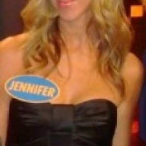 Jennifer Aniston lookalike Renee Wiggins