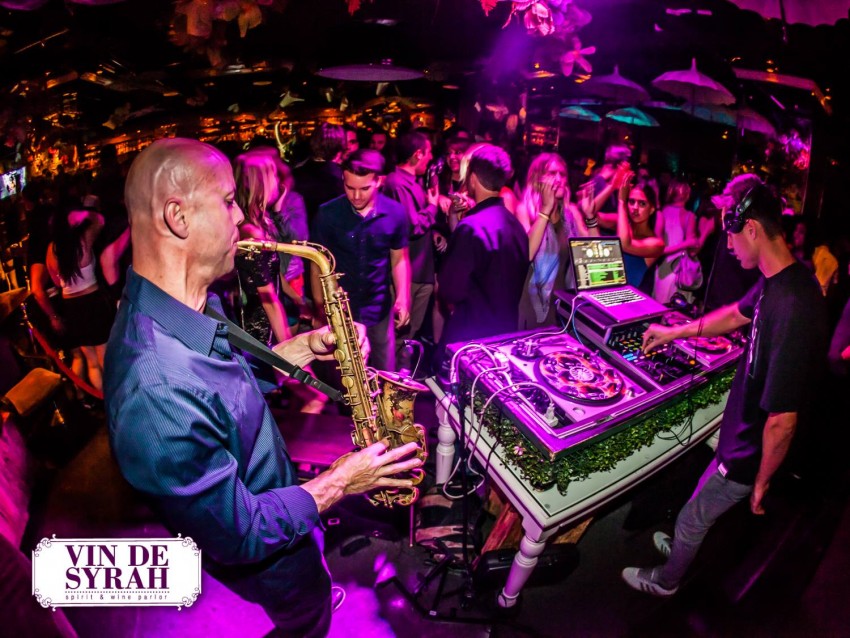 hire-jason-whitmore-saxophone-player-in-san-diego-california