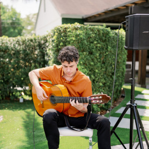 Javier Suarez Guitarist - Guitarist / Wedding Entertainment in Miami, Florida