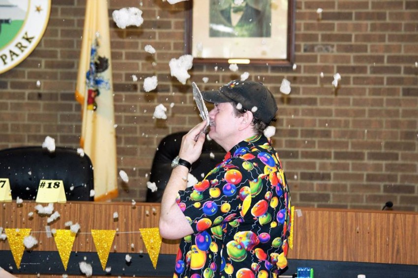 Hire Jay Jay The Bubble Guy Bubble Entertainment in McPherson, Kansas