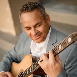 Jay L. Henry - Singing Guitarist in Vista, California