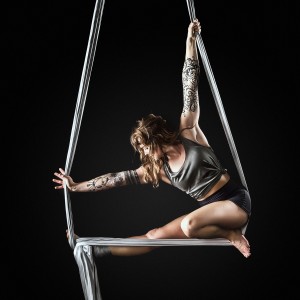 Hire Jennelise - Aerialist in Osoyoos, British Columbia