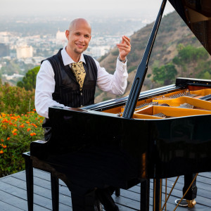 Jeremy Weinglass - Pianist / Funeral Music in St Johns, Florida