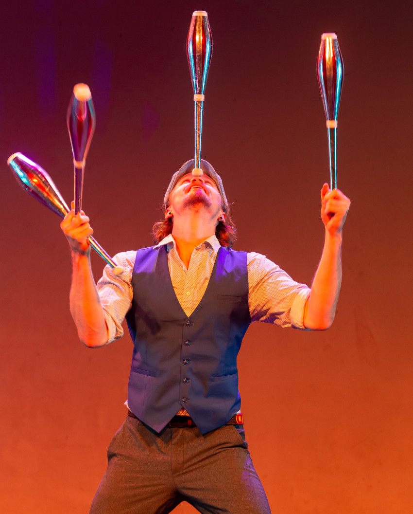 Hire Jesse The Juggler Show Juggler in Pagosa Springs, Colorado