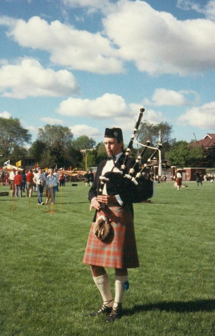 Gallery photo 1 of Joe Sommers, Milwaukee Bagpiper