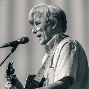 John Ferullo - Singing Guitarist / Singer/Songwriter in Westford, Massachusetts