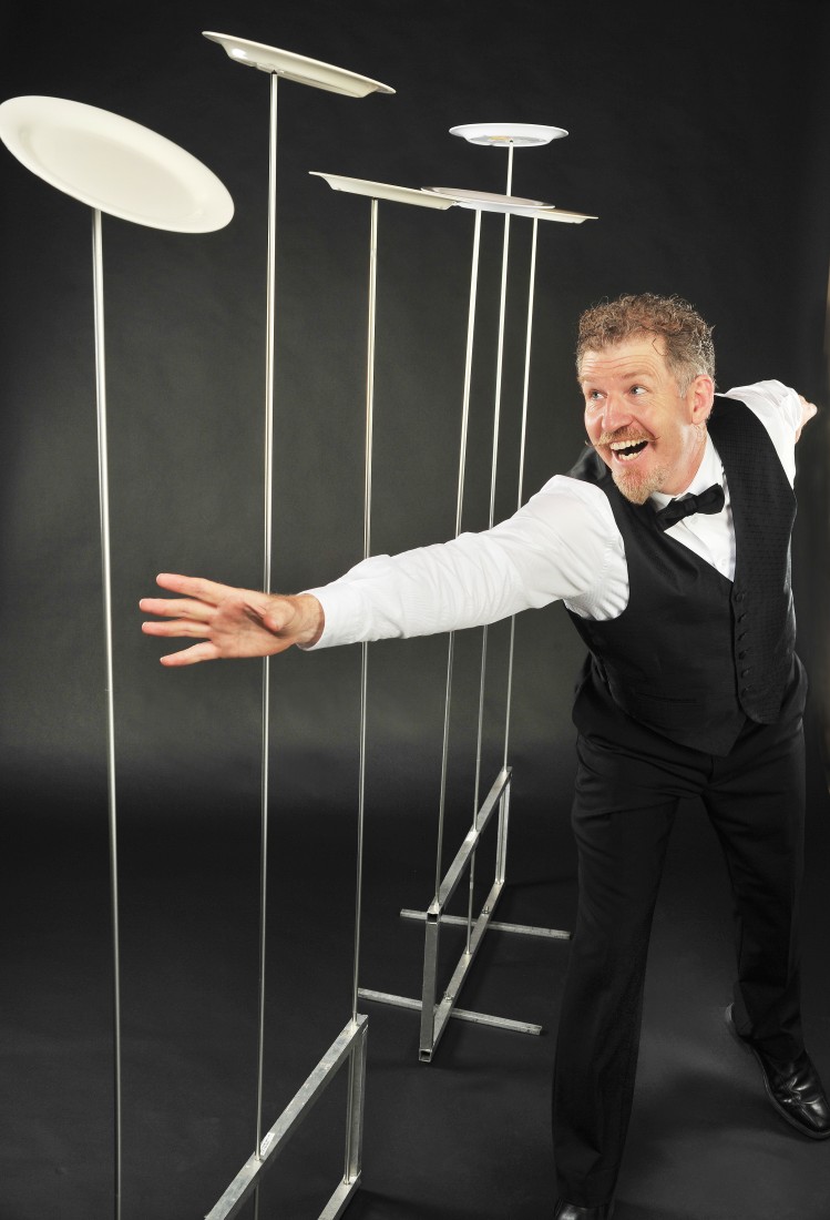 Gallery photo 1 of John Park Comedy Juggler and Plate Spinner